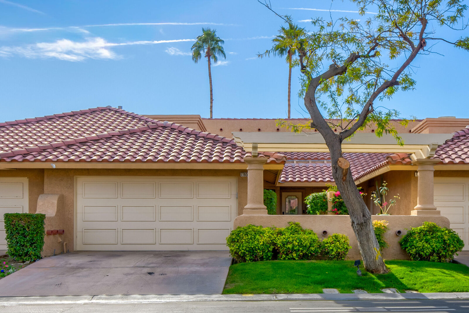 Property Photo:  77653 Woodhaven Drive S  CA 92211 