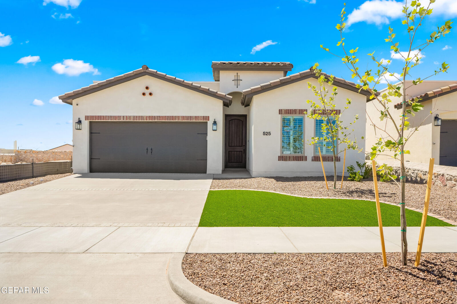 Property Photo: 937 Raegil Street TX 79928