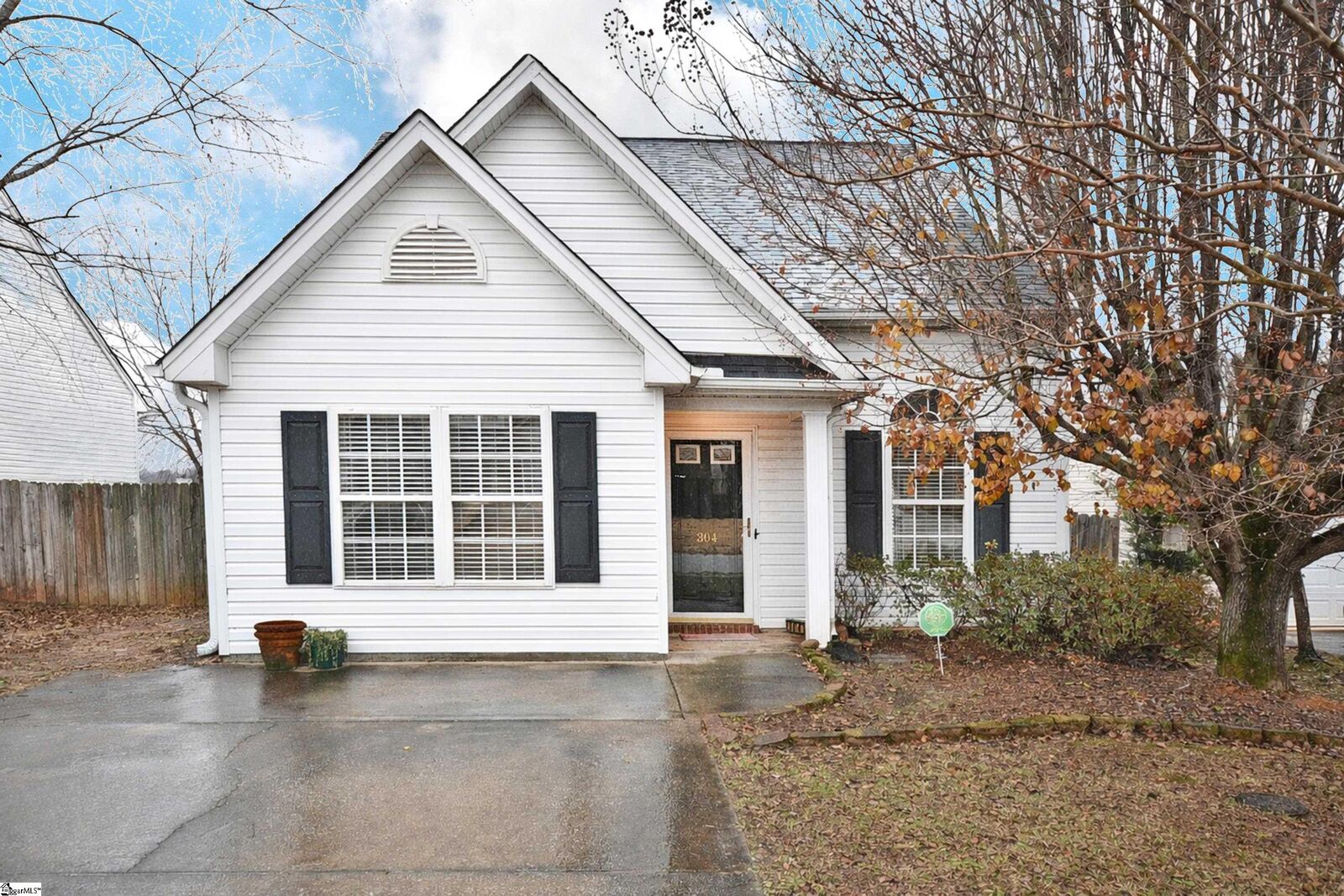 Property Photo:  304 Glenlea Lane  SC 29617 