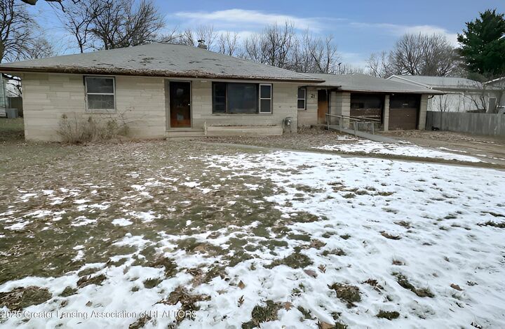 Property Photo:  221 E 1st Street  MI 48866 