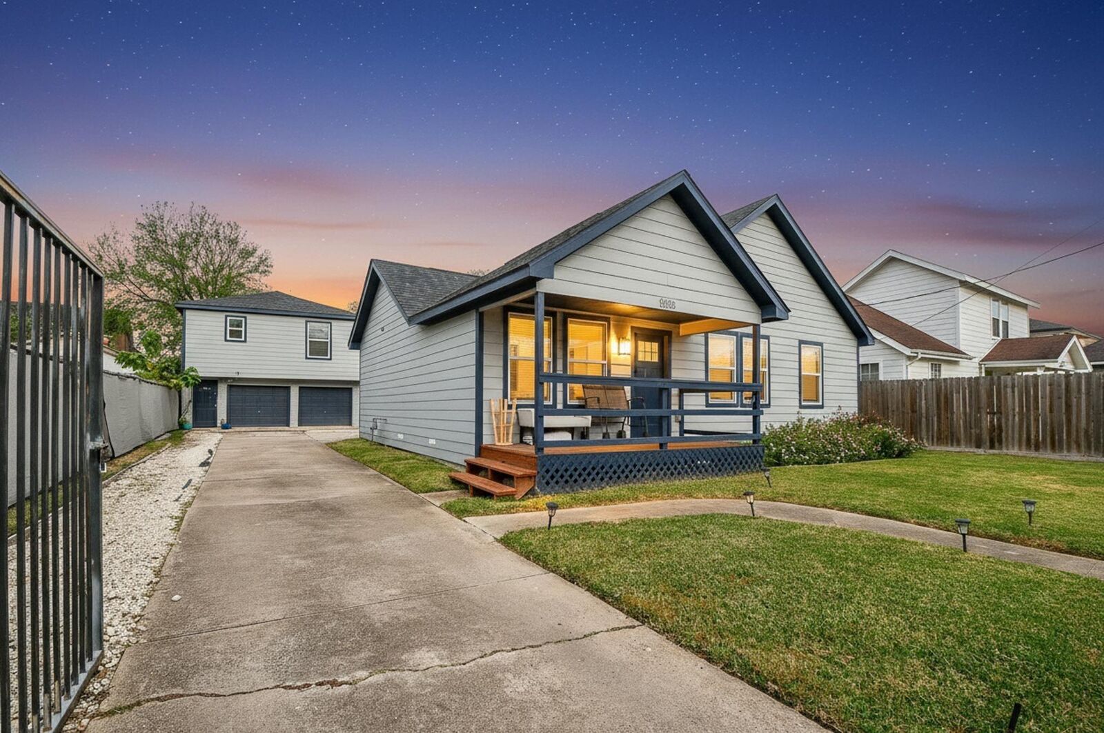 Property Photo: 5615 Barremore Street B TX 77023