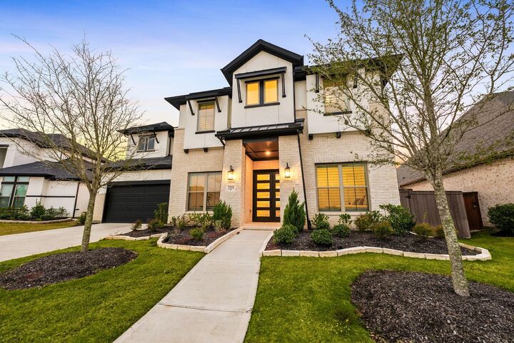 Property Photo:  2119 Myrtle Manor Lane  TX 77493 