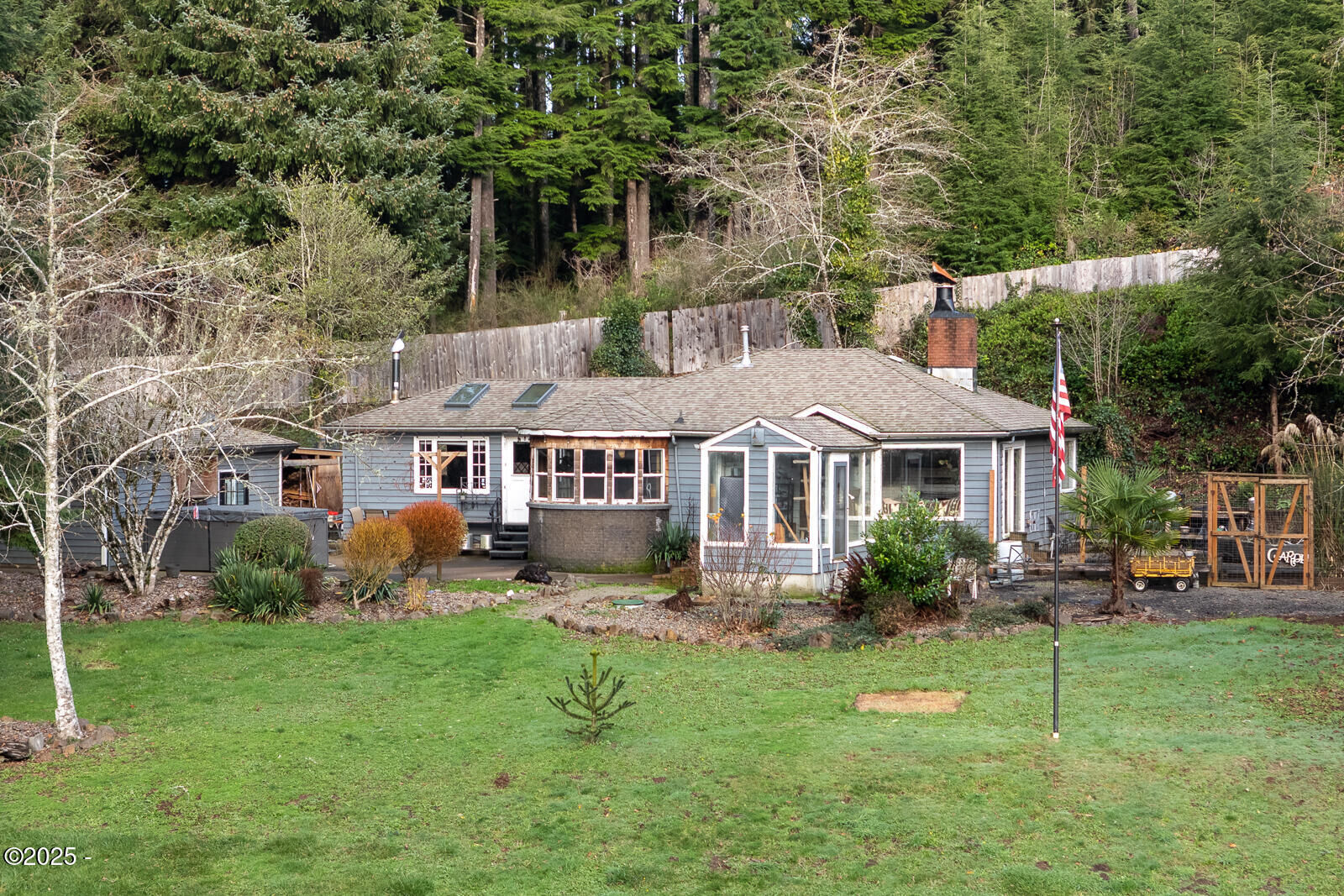 Property Photo:  381 S Anderson Creek Road  OR 97367 