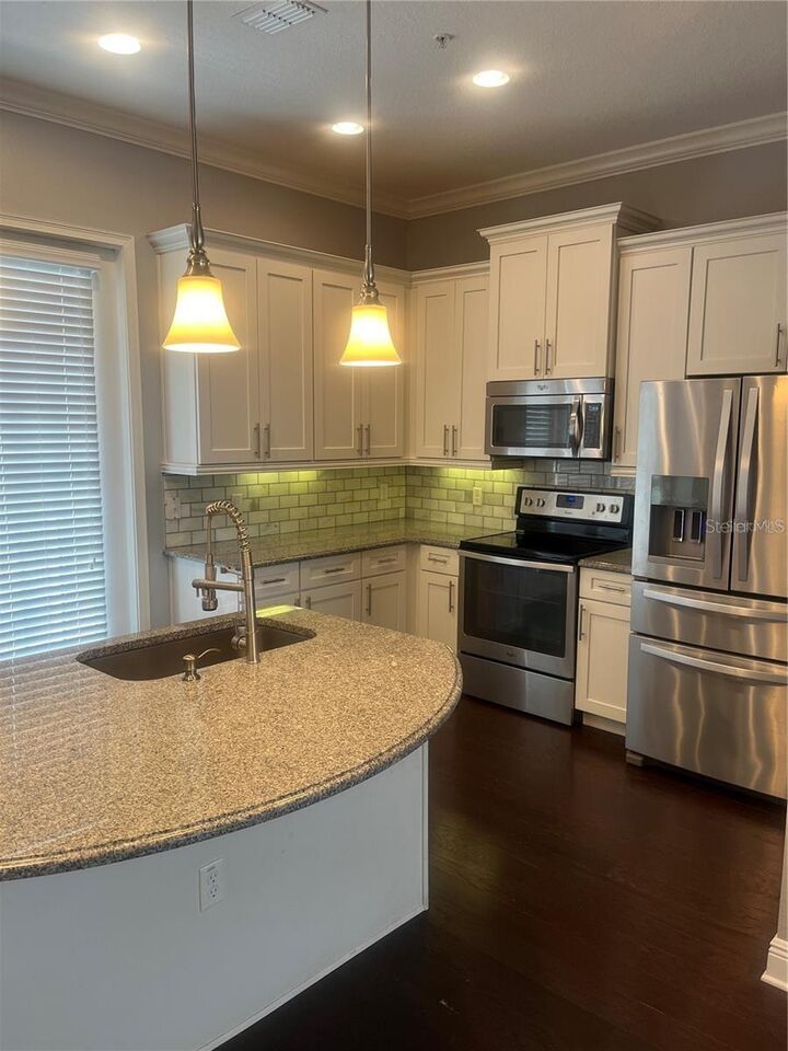 Property Photo:  12943 Cats Claw Lane  FL 32828 