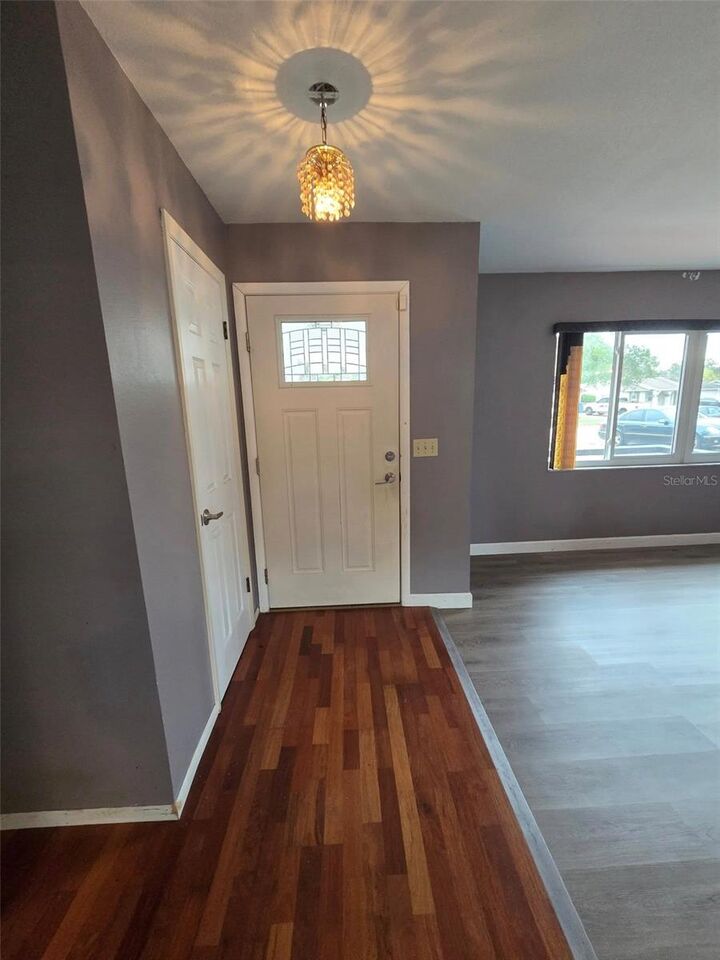 Property Photo:  4425 Black Fox Drive  FL 34653 