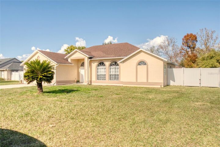 Property Photo:  1447 Kingston Way  FL 34744 
