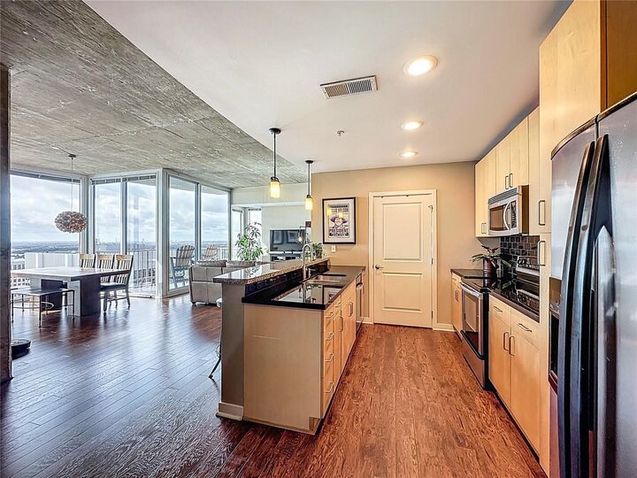 Property Photo: 155 S Court Avenue 2502 FL 32801