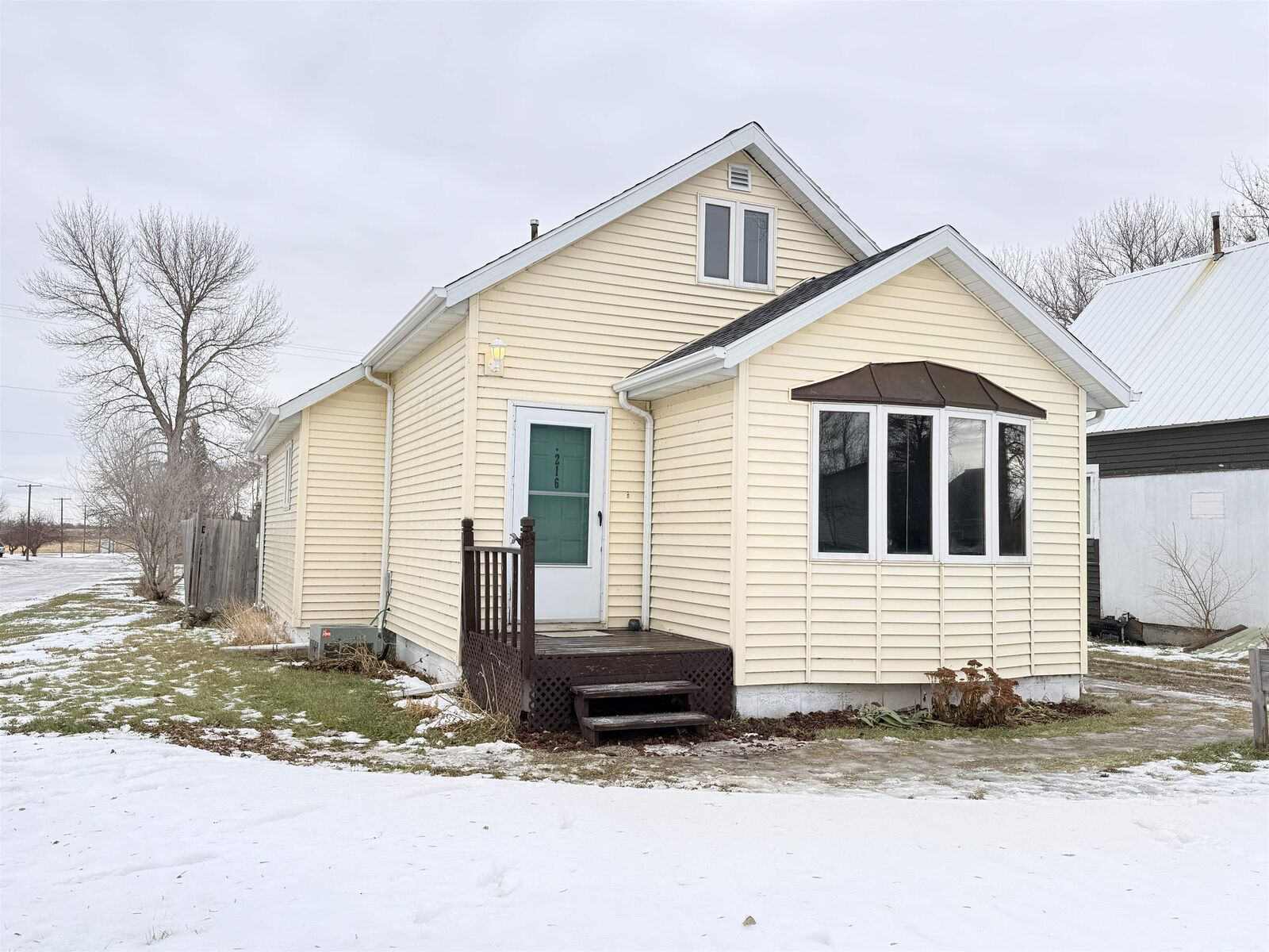 Property Photo: 216 2nd Ave N ND 58740