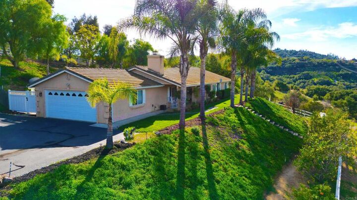 Property Photo:  11106 Calgary Way  CA 92082 