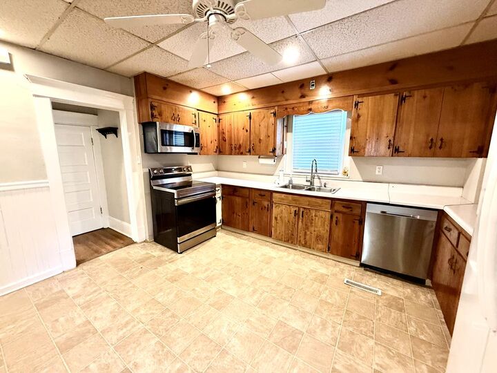 Property Photo:  425 College Avenue  WV 24701 