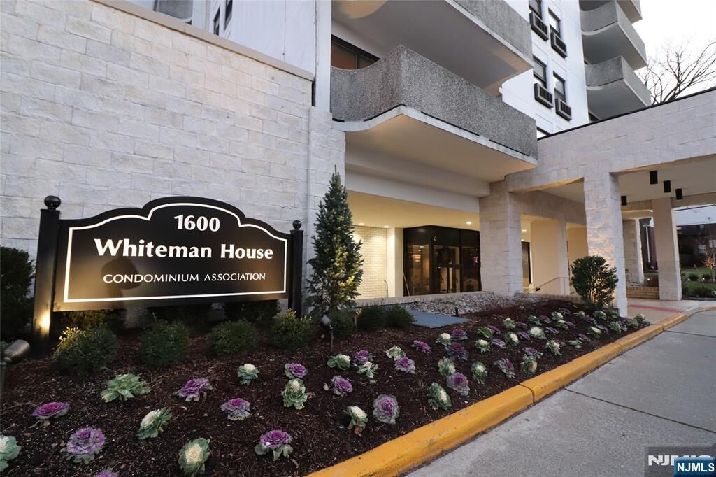 Property Photo:  1600 Center Avenue 12C  NJ 07024 