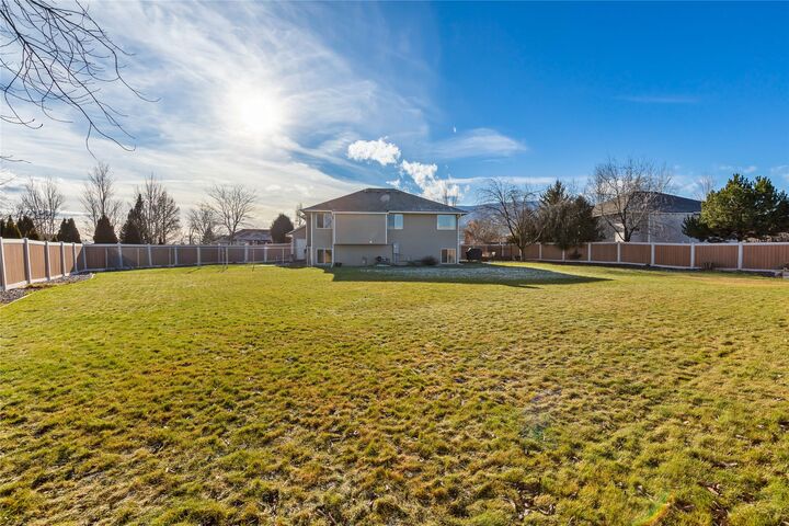 Property Photo:  5560 Expedition Drive  MT 59847 