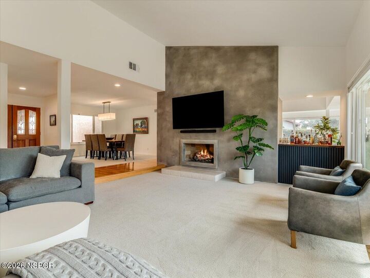 Property Photo:  372 Oak Hill Drive  CA 93436 