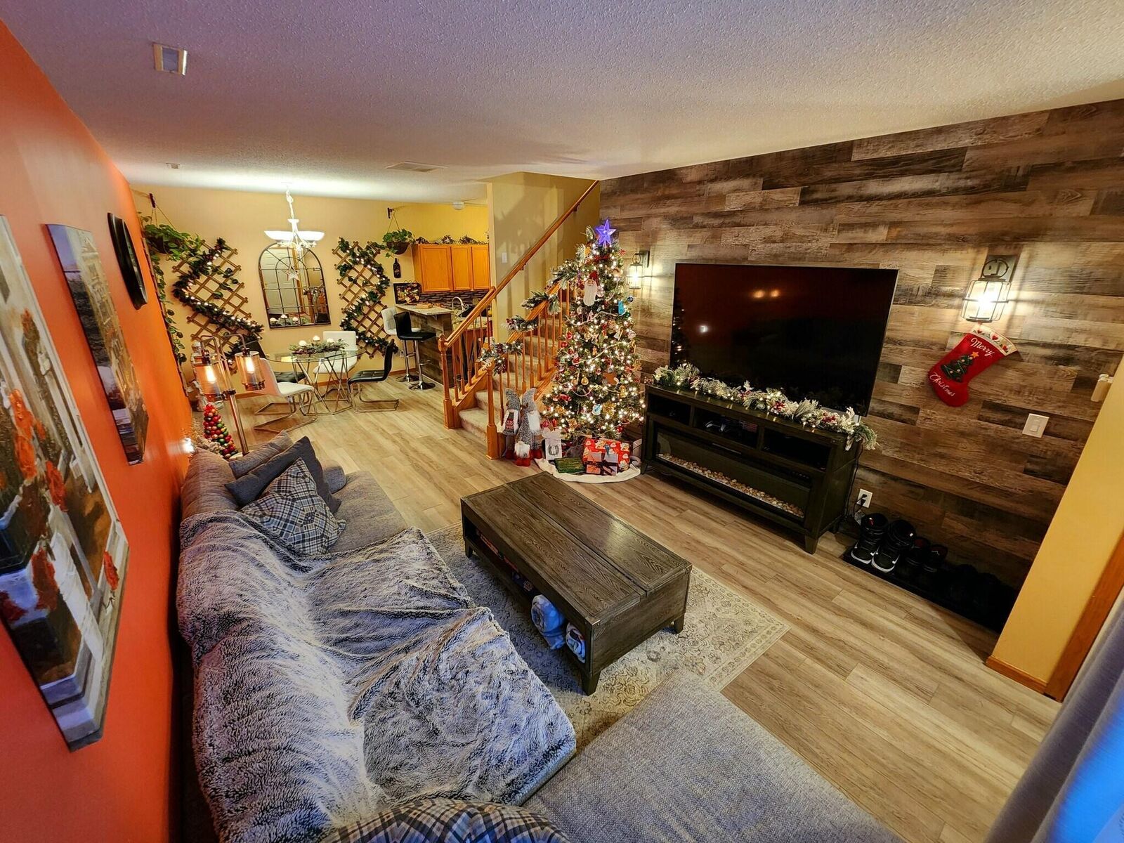 Property Photo:  862 Princeton Avenue  MN 55379 