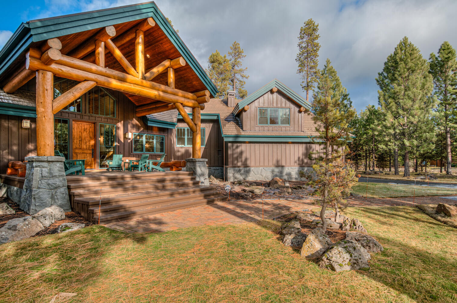 Property Photo:  56770 Nest Pine Drive  OR 97707 