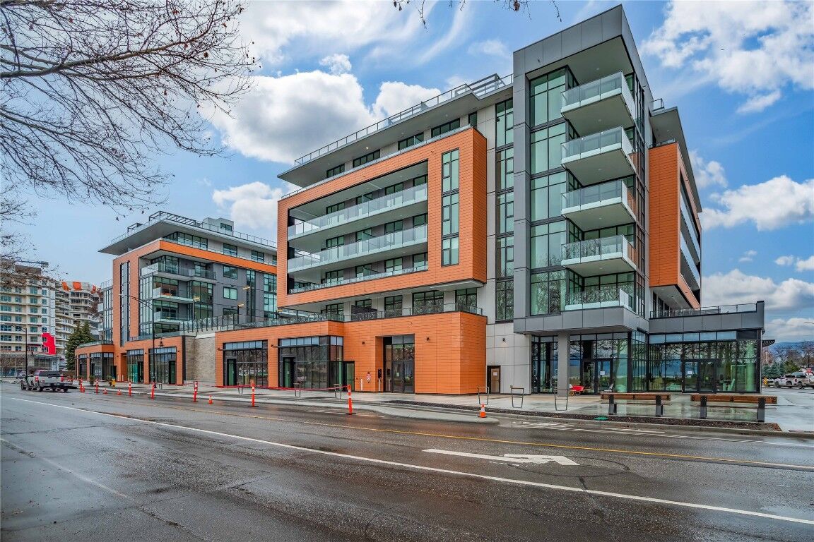 Photo de la propriété:  3409 Lakeshore Road Ph S607  BC V1W 0G6 