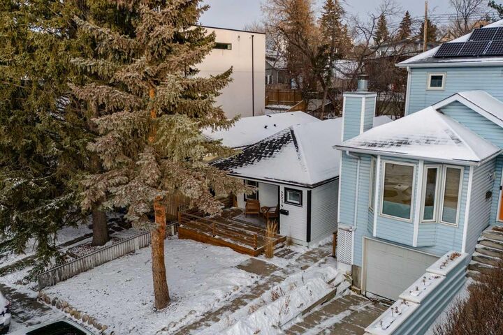 Property Photo:  2514 16A Street SW  AB T2T 4K5 