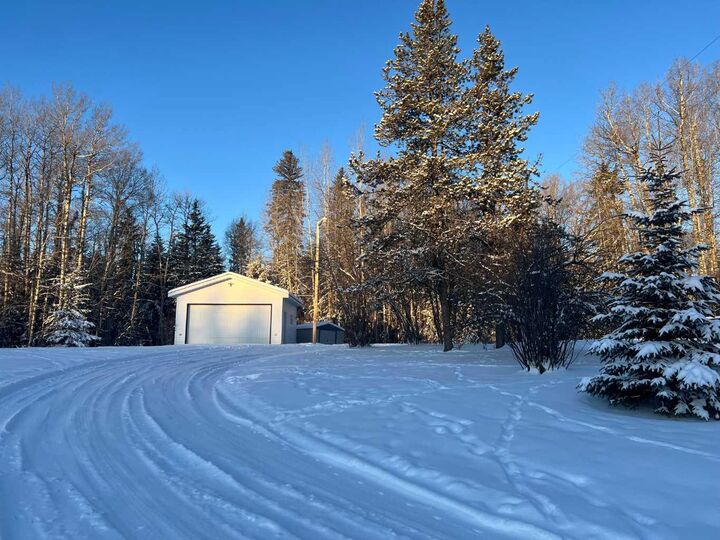 Photo de la propriété:  54508 Range Road 165  AB T7E 3P2 