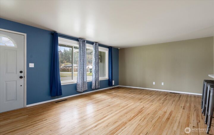 Property Photo: 1321 Orchard Loop WA 98277