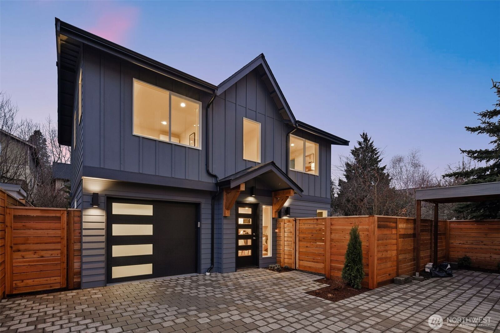 Property Photo: 1109 26th Avenue WA 98122