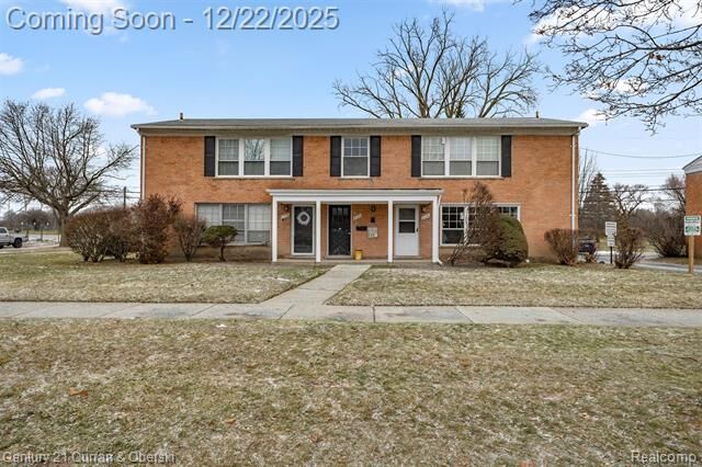 Property Photo:  2714 W 13 Mile Road  MI 48073 