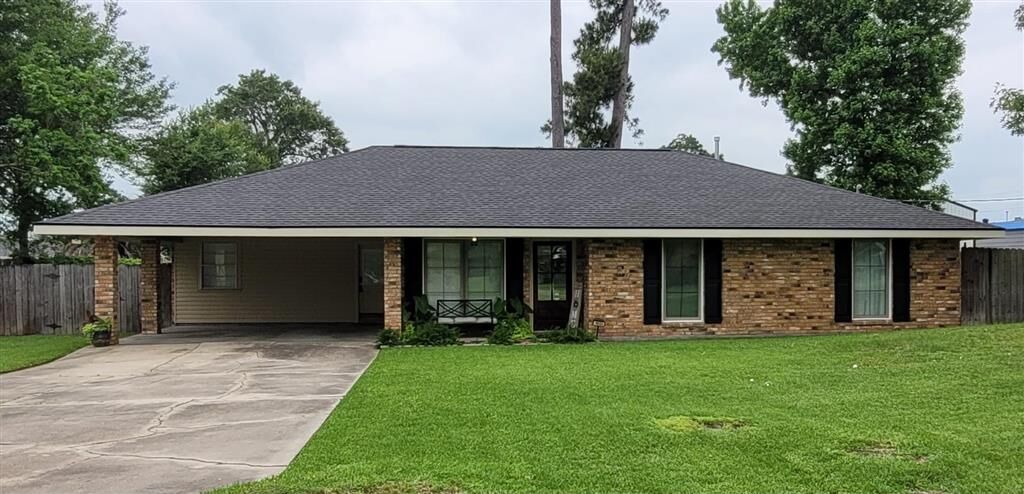 Property Photo: 1533 Quince Street LA 70663