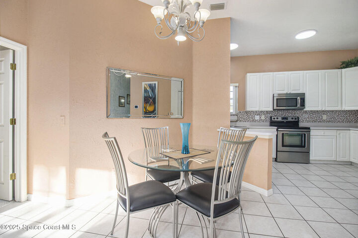 Property Photo: 1633 Derby Lane FL 32935