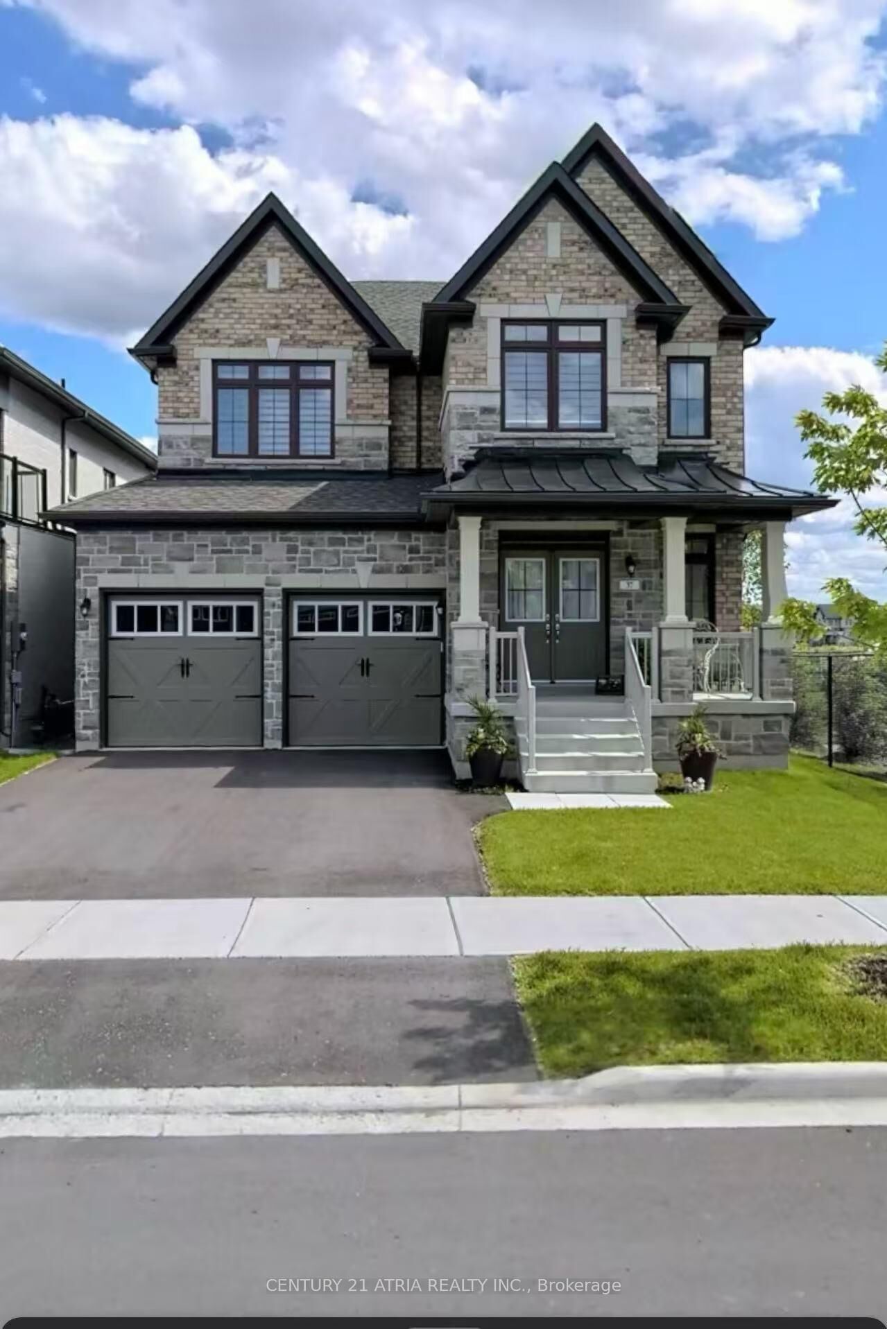 Property Photo:  37 Ladder Crescent  ON L9N 0N8 