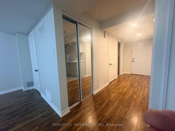 Property Photo:  44 Prairie Creek Crescent Basement  ON L6Y 6C9 