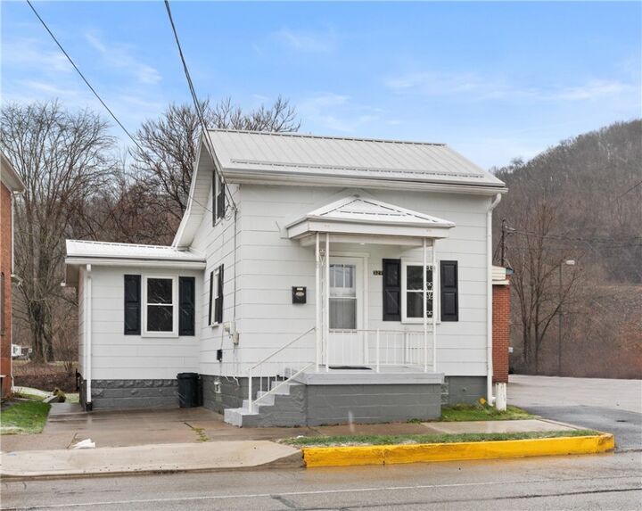 Property Photo: 321 2nd St PA 16229