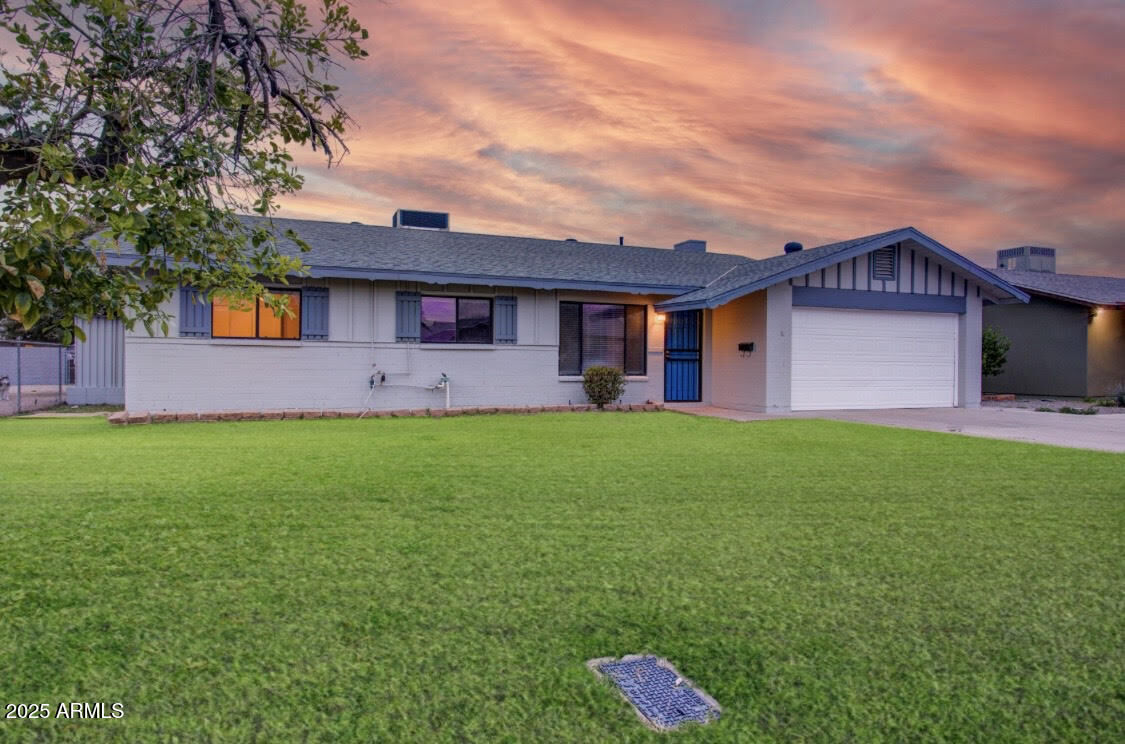 Property Photo:  124 E Cairo Drive  AZ 85282 