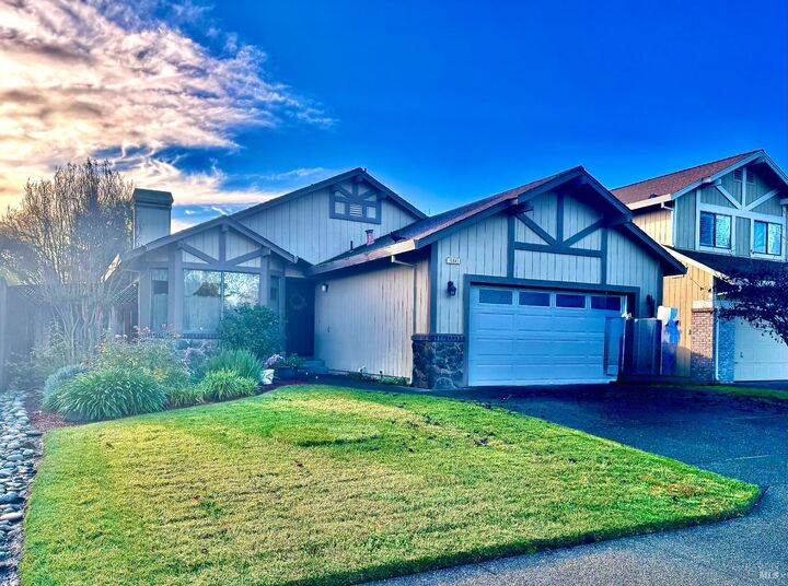 Property Photo:  10845 Rio Ruso Drive  CA 95492 