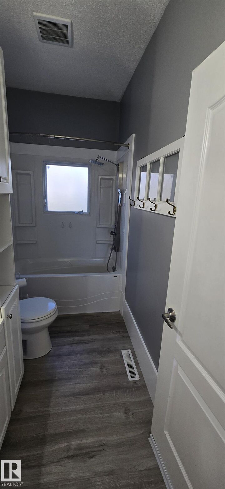 Property Photo: 5023 53 Street AB T0B 0C0