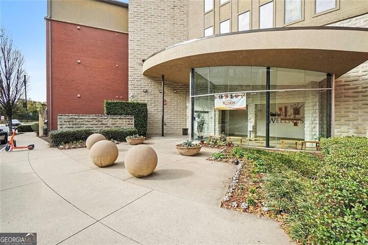 Property Photo: 401 16th Street NW 1267 GA 30363