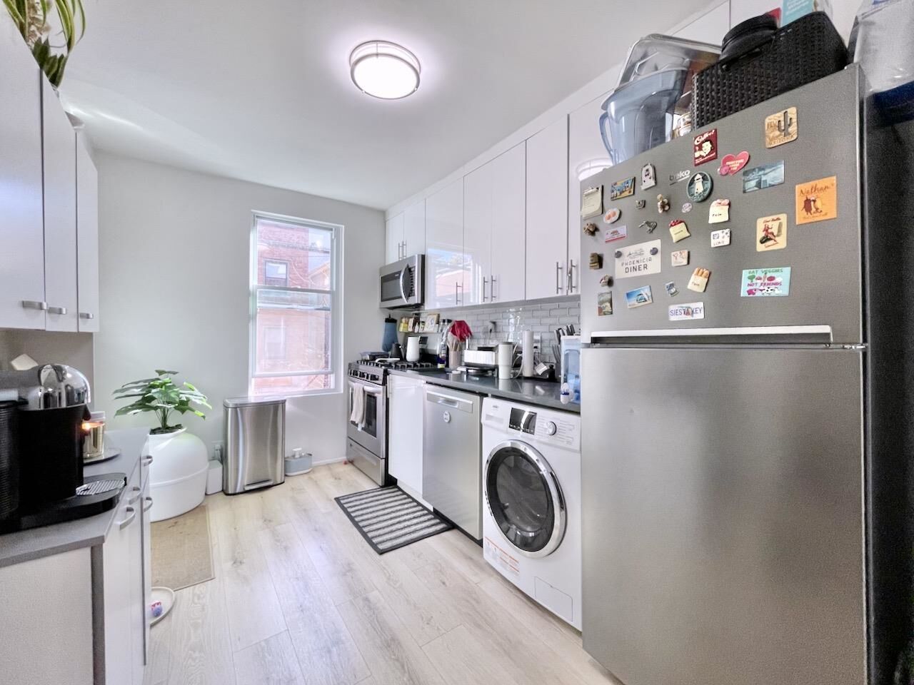 Property Photo:  379 Monmouth St 1  NJ 07302 