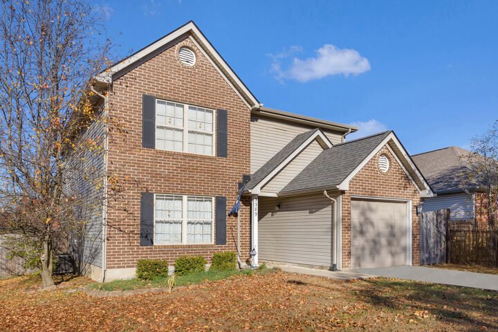 Property Photo:  3389 Emerson Woods Way  KY 40517 