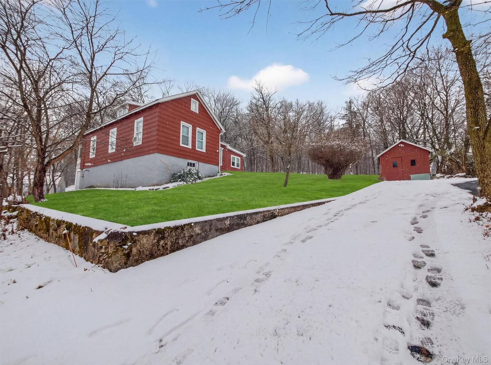 Property Photo:  17 Waldron Avenue  NY 10960 