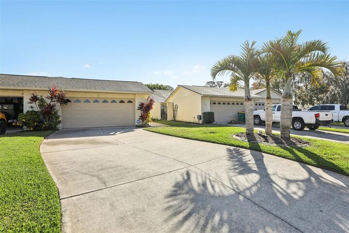Property Photo:  2216 Cypress Cove Drive H3  FL 32778 