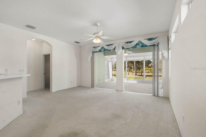 Property Photo: 1226 Lyndhurst Greens Drive 11 FL 33573