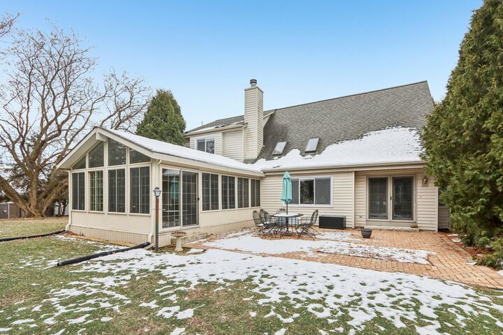 Property Photo:  W199s8618 Woods Rd  WI 53150 