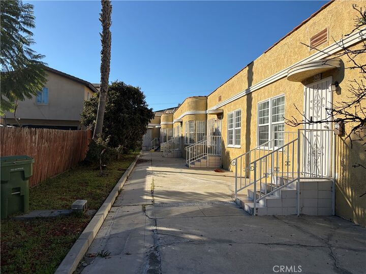 Property Photo:  6121 10th  CA 90043 