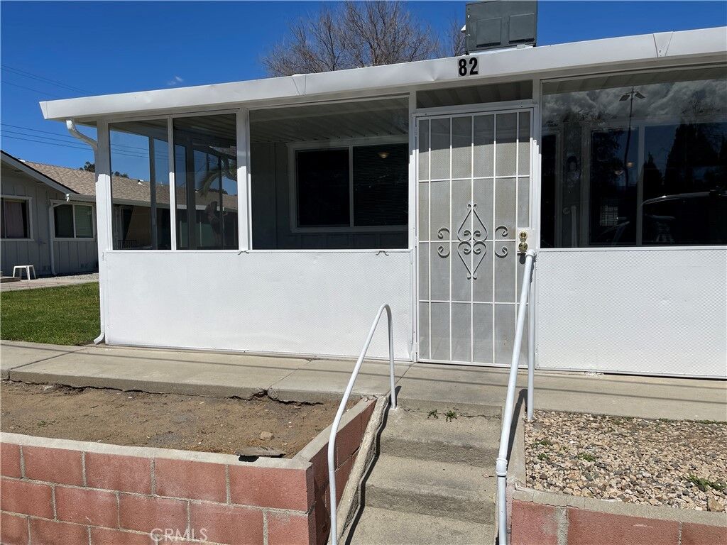 Property Photo:  150 E Lakeshore Drive 82  CA 92530 