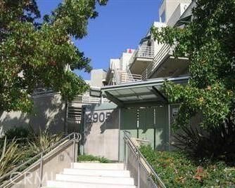 Property Photo: 2905 Montrose Avenue 318 CA 91214