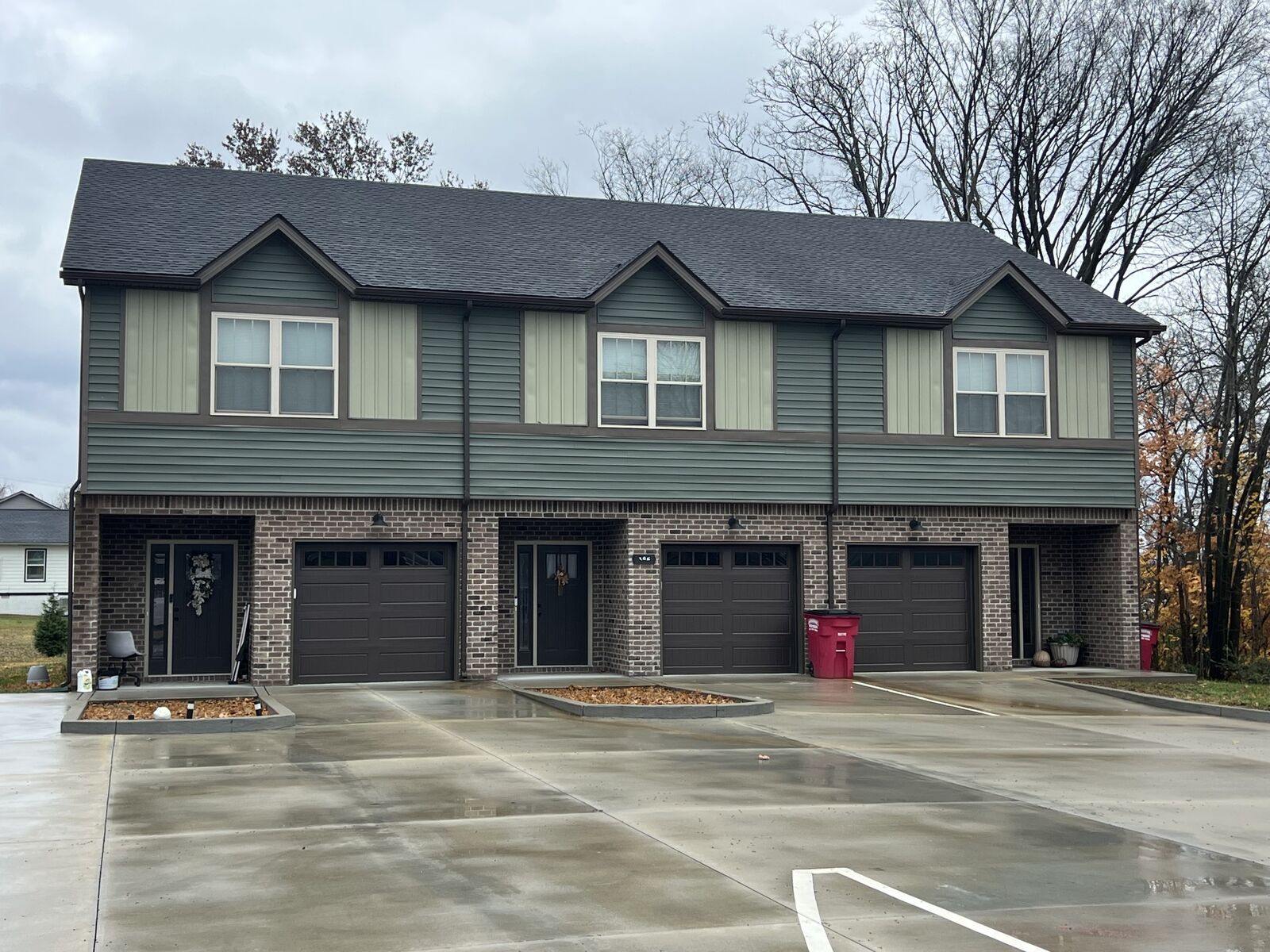 Property Photo:  106 Adkins St  TN 37042 