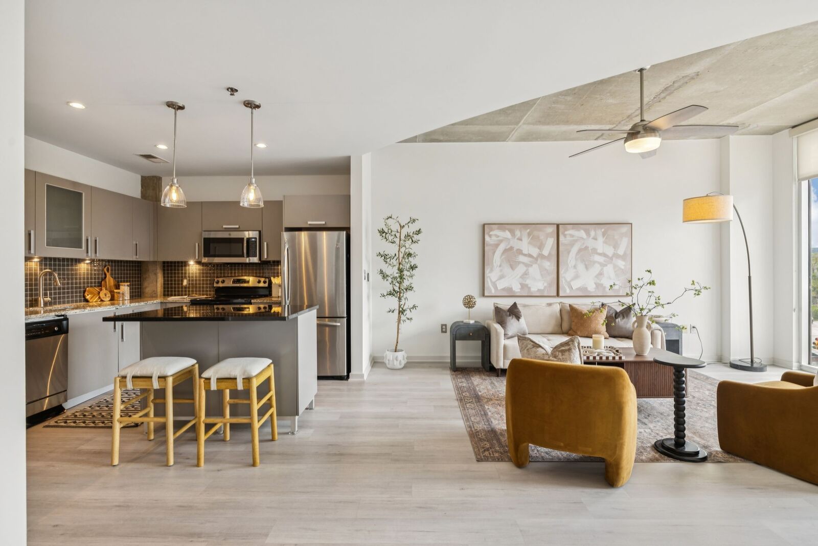 Property Photo:  600 12th Ave S 627  TN 37203 