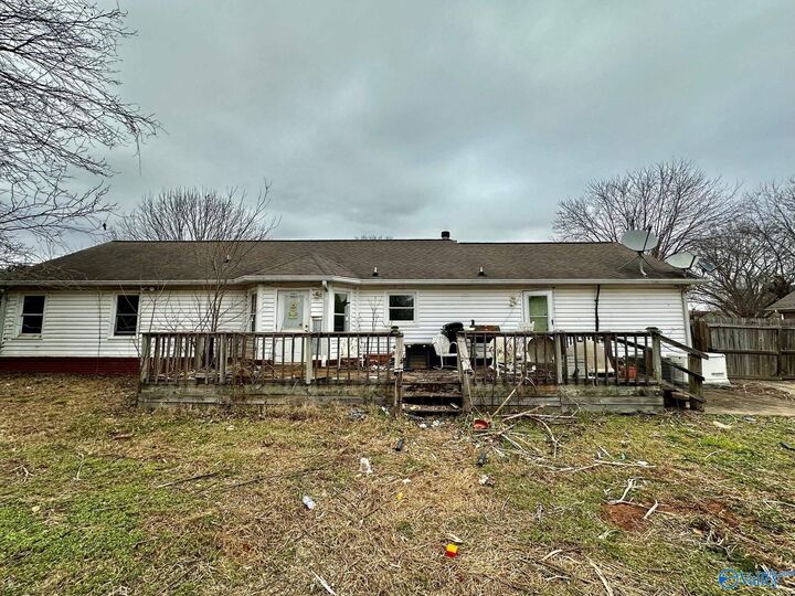 Property Photo: 104 Lamirda Court AL 35750