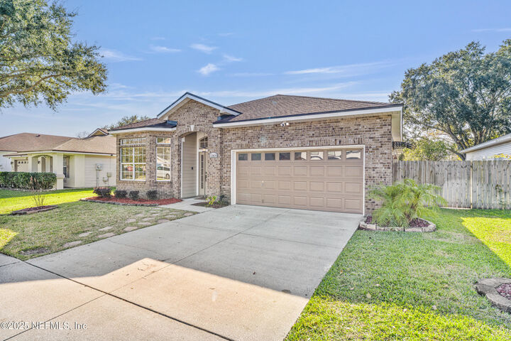 Property Photo:  12034 Autumn Sunrise Drive  FL 32246 