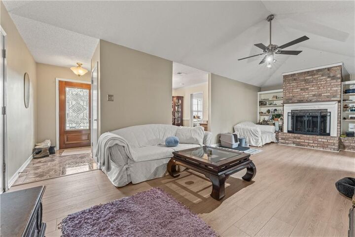 Property Photo:  1512 Massachusetts Avenue  LA 70062 