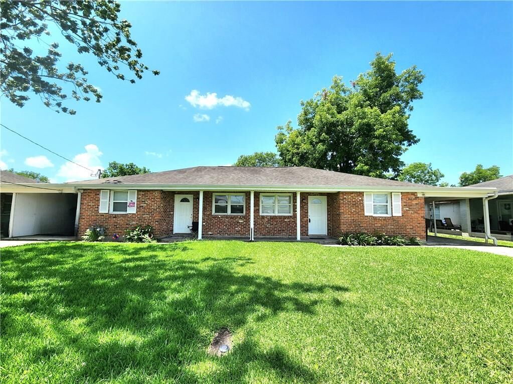 Property Photo:  115 Park Drive A  LA 70037 