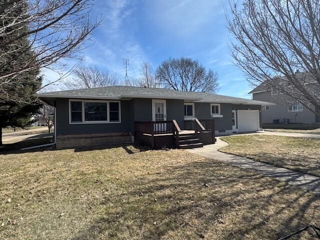 Property Photo:  201 Dugan Street S  MN 56181 